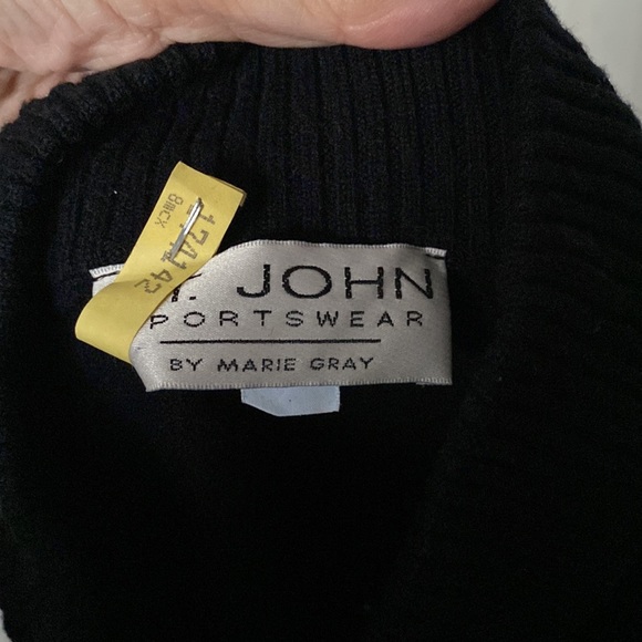 St.John by Marie Gray black mock neck, wool sweater! Gold embroidery, Size L - Picture 12 of 17